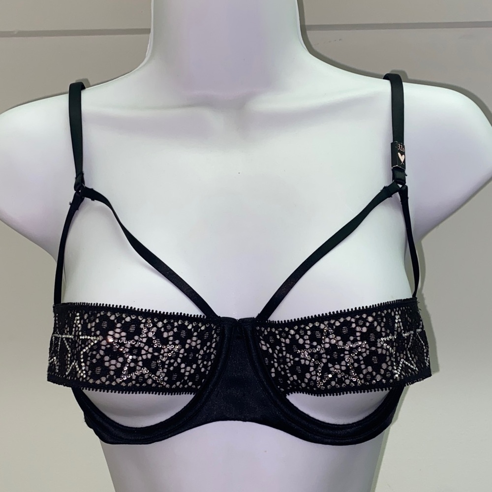 Victoria's Secret Black and Silver Lace Bra